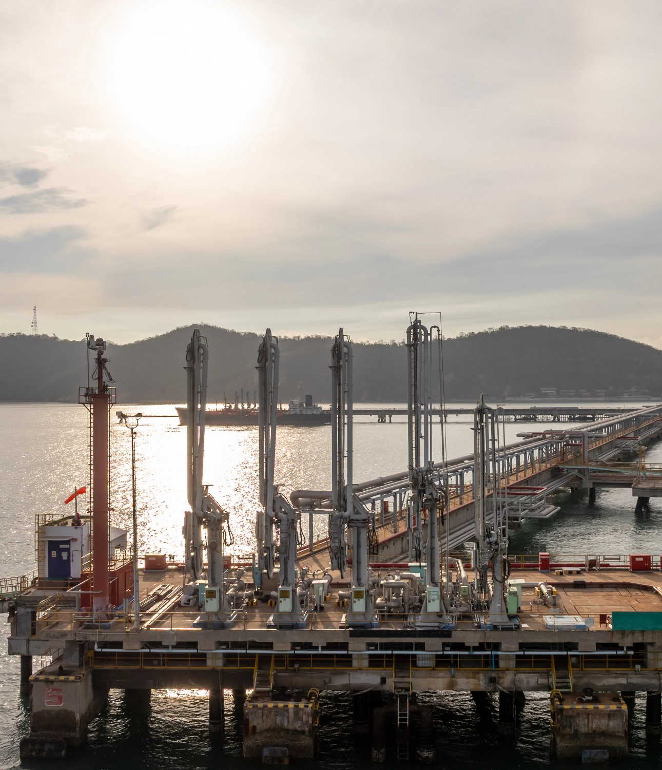 Aerial View Industrial Offshore Oil Gas Terminal T 2026 01 08 08 12 18 Utc 1290×1500