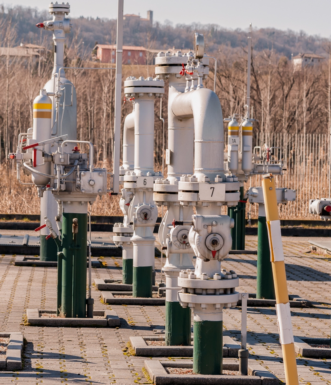 Control Station And Gas Pipe Line Junction Pipe 2026 01 07 00 12 31 Utc 1290×1500